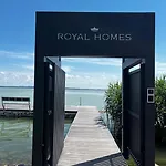 Balaton *
