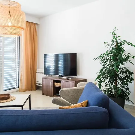 Balaton Apartment *
