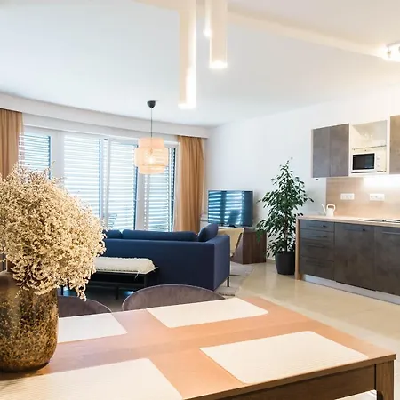 Balaton كيستاي