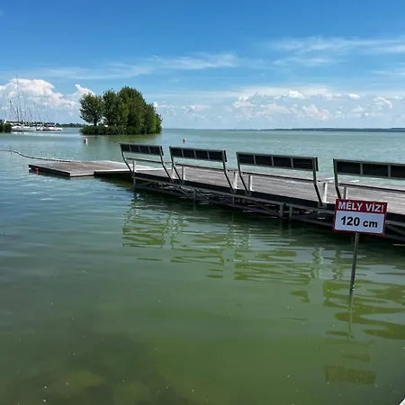 شقة Balaton